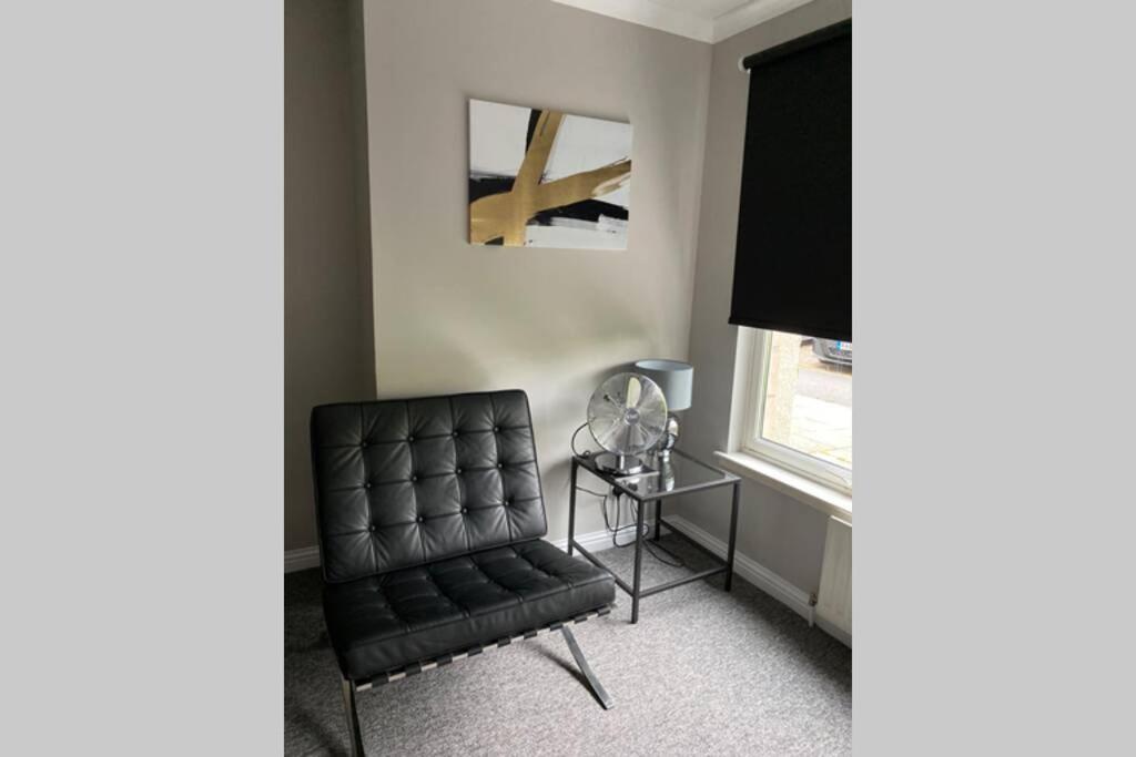 Peter Pan Apartment In The Heart Of Inverness Dalneigh Exteriör bild