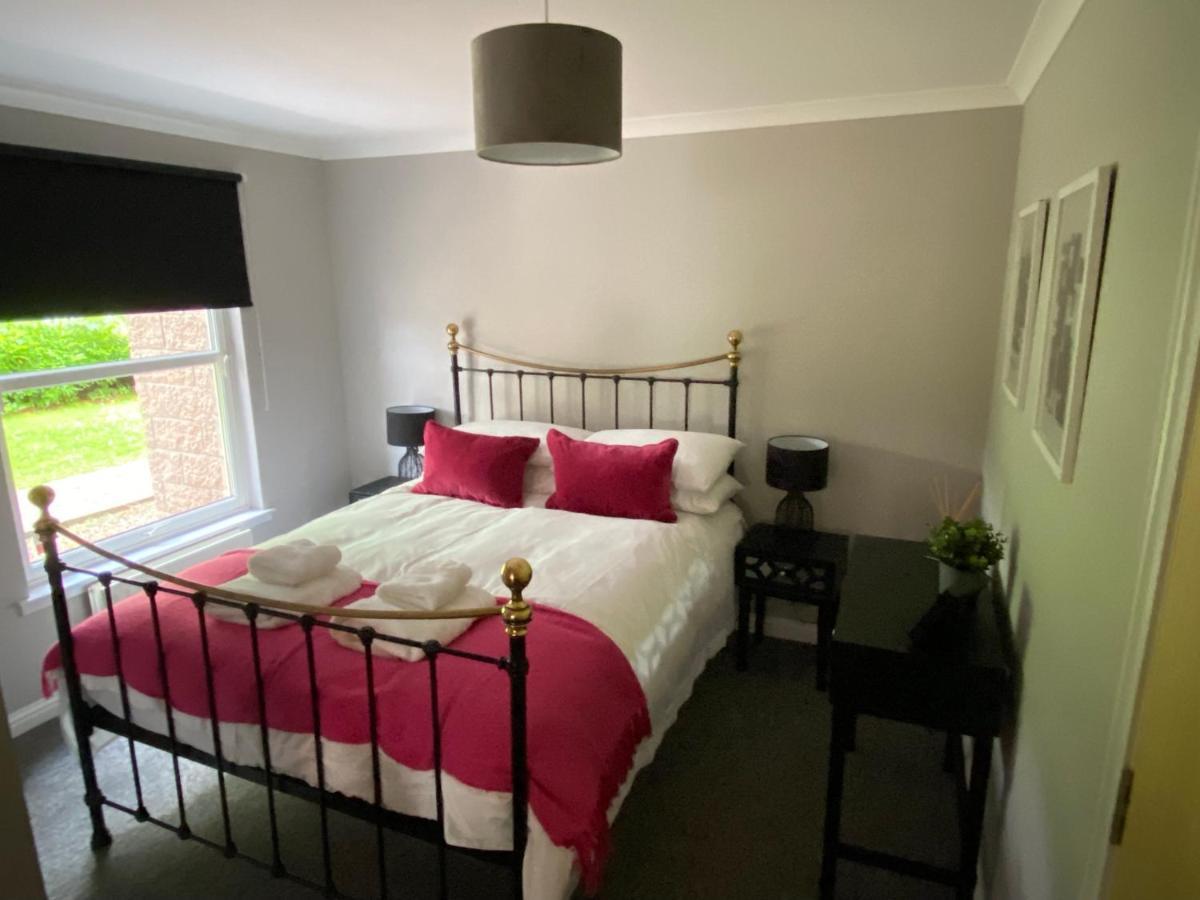 Peter Pan Apartment In The Heart Of Inverness Dalneigh Exteriör bild
